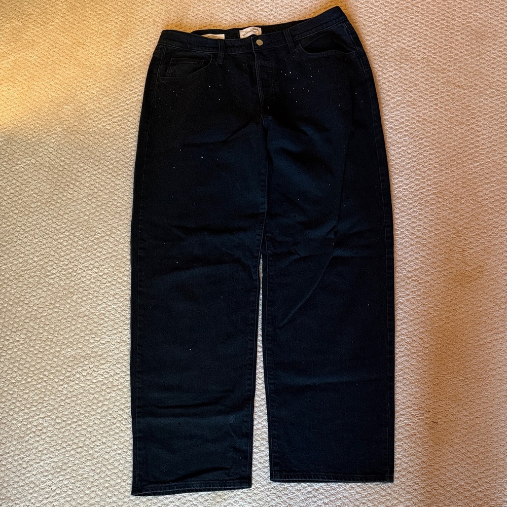 Universal Thread mid rise 90s baggy rinestone black jean